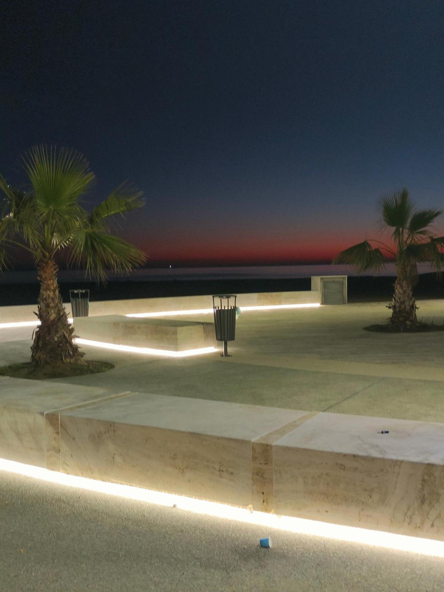 Marconi House Lägenhet Alba Adriatica Exteriör bild